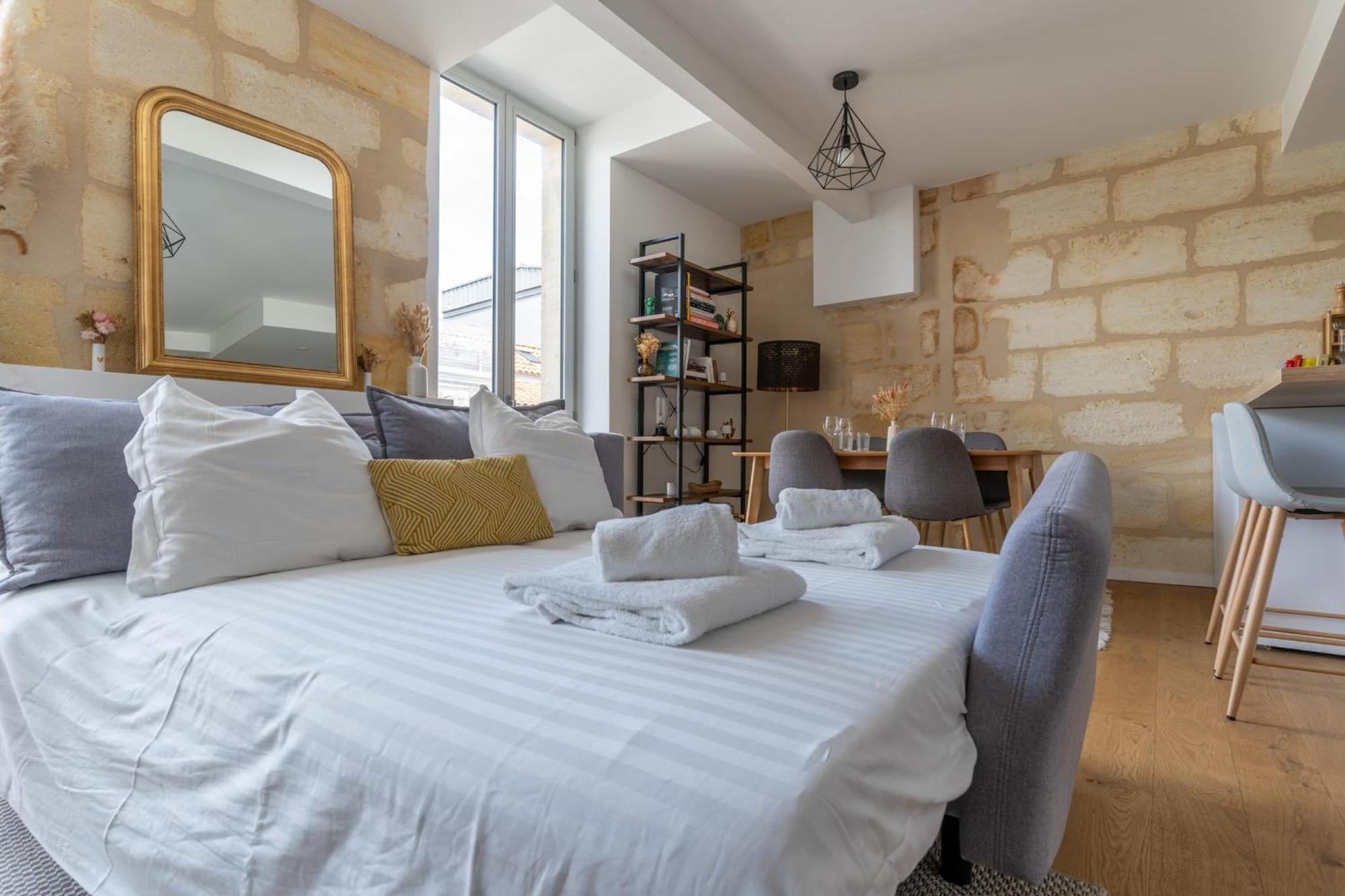 Charming Apartment In Bordeaux - Welkeys Extérieur photo